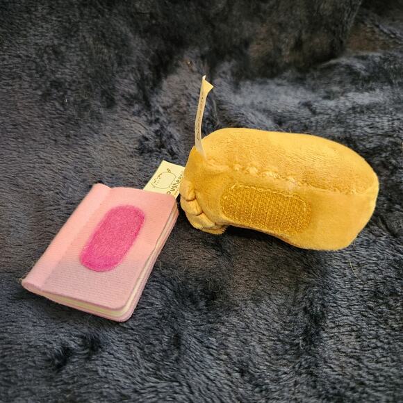 Gund Pusheen The Cat Cute Pink Book Worm Keychain Plush 2016 Mystery Box - Picture 5 of 8